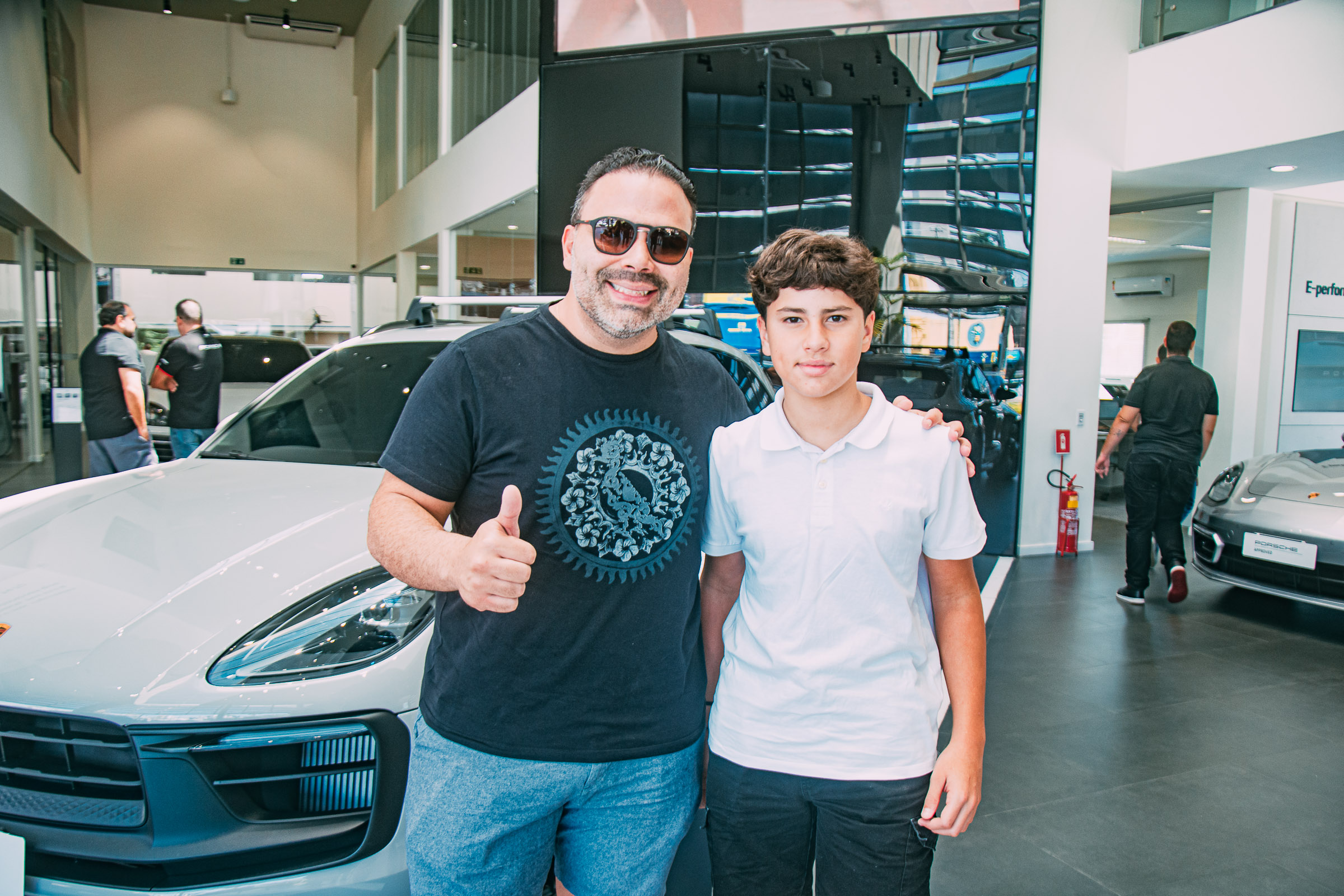 Porsche Center Fortaleza reúne aficionados por velocidade em seu