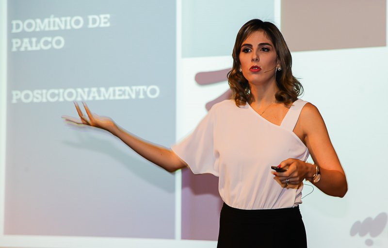 Marília Fiuza fala sobre 'Vida e carreira' durante palestra na Livraria Cultura