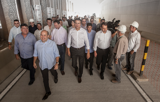 Camilo e Roberto Cláudio liberam faixa do túnel da Via Expressa