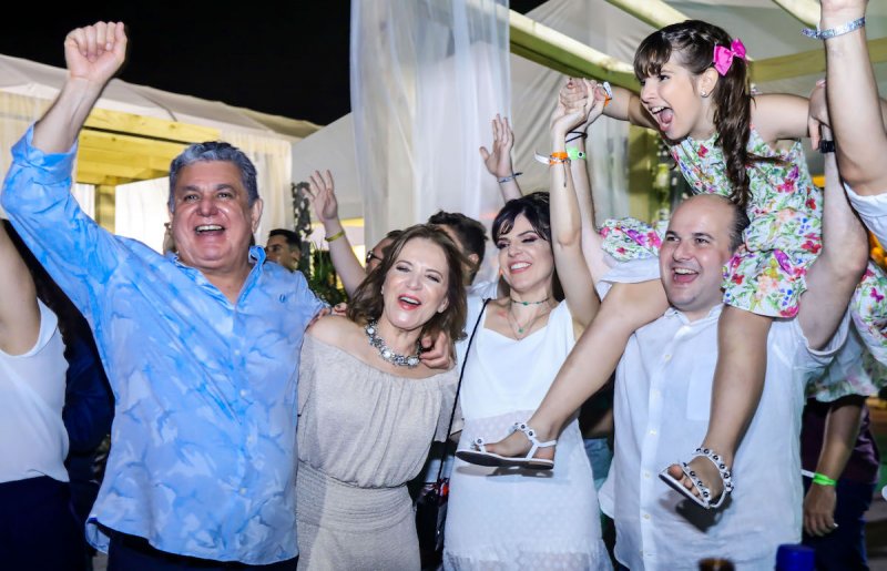 Luan Santana, Wesley Safadão, Alok, Xand Avião, Simone e Simaria e Gustavo Serpa comandam a festa da virada no Réveillon de Fortaleza 2018