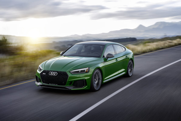 Novo Audi RS 5 Sportback: elegante e bom de motor. O que você quer mais?