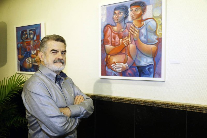 Gran Marquise sedia exposição do artista plástico Adélio Sarro