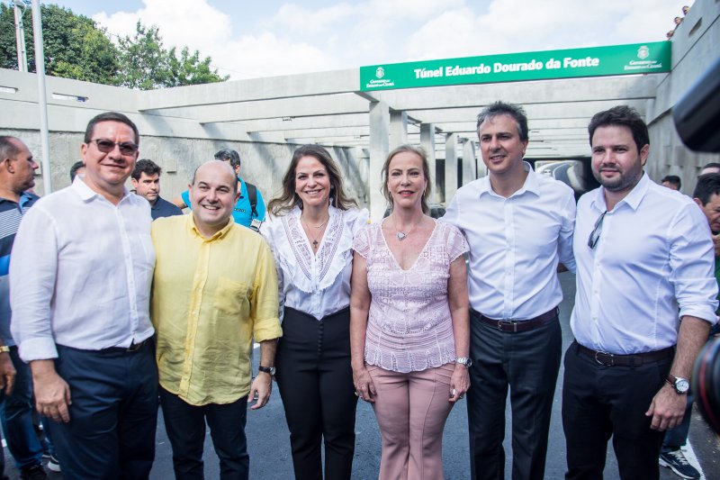 Camilo Santana inaugura túnel em homenagem a Eduardo Dourado da Fonte