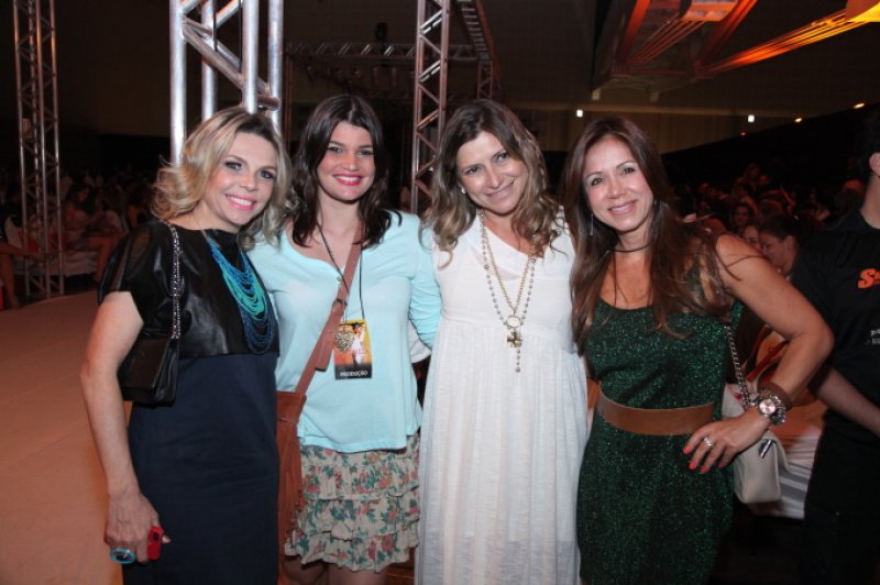 Fortaleza Fashion Week movimenta o Centro de Eventos do Ceará