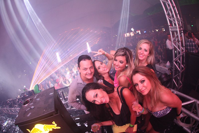 DJ Norman Doray arrasta uma turma de bacanas para o Green Valley