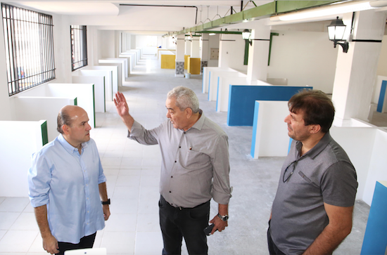 Roberto Cláudio visita futuro centro comercial na Praça José de Alencar