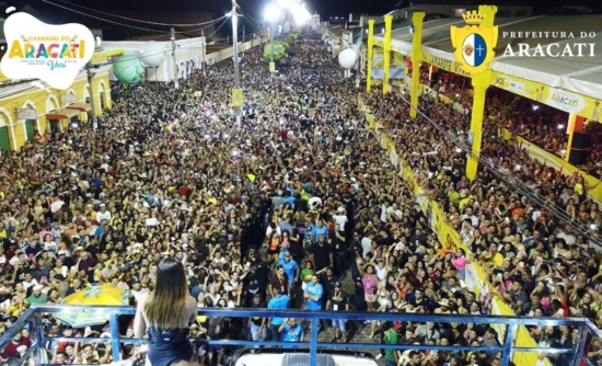 Bismarck Maia comemora resultados do Carnaval em Aracati e no Rio