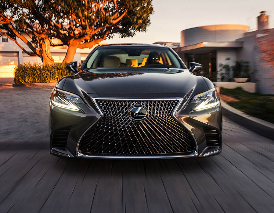 Você conhece o Lexus LS 500h? Você não sabe o que está perdendo!