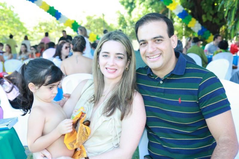 Duduca e Dulce Fujita festejaram os 7 anos do herdeiro Edmar Neto