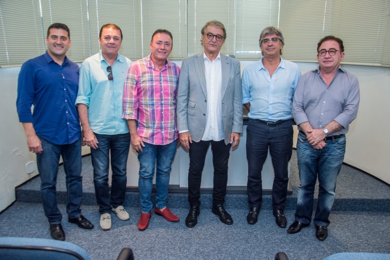 Arialdo Pinho apresenta as ações do turismo do Ceara no mercado Argentino em reunião na ABIH