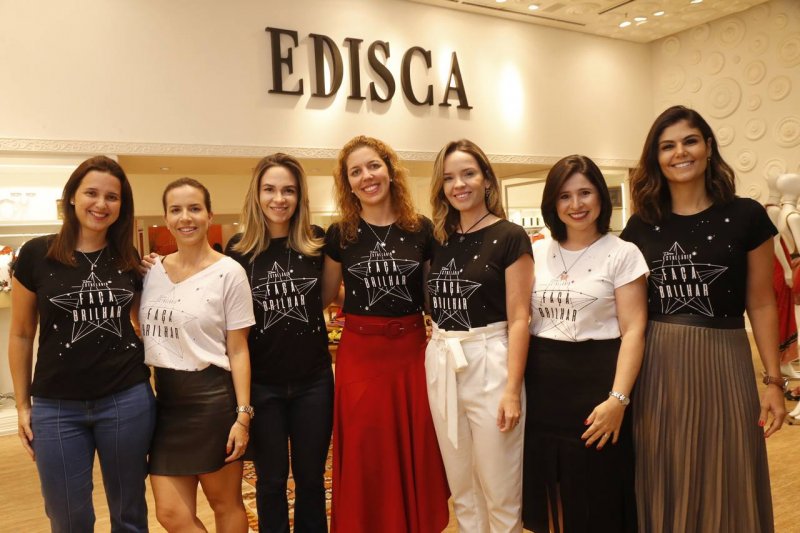 Embaixadoras do Estrelário movimentam a loja da Edisca em noite pautada pela solidariedade