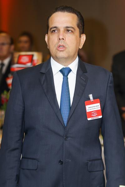 Fernando Brasil Furlaneto Buhnemann - Consultor de vendas