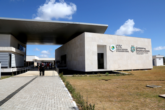 Ciro Gomes debate política industrial em palestra na AECIPP