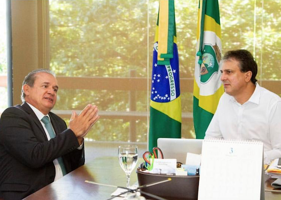 Presidente do TJCE apresenta planejamento a Camilo Santana