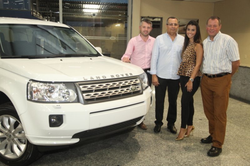 Odilon Peixoto recebe missão oficial da Land Rover na Extrema