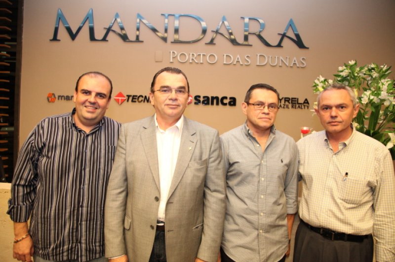 Cysne Frota, Bené Frota e Manuel de Castro pilotaram coquetel de apresentação do Mandara Kauai