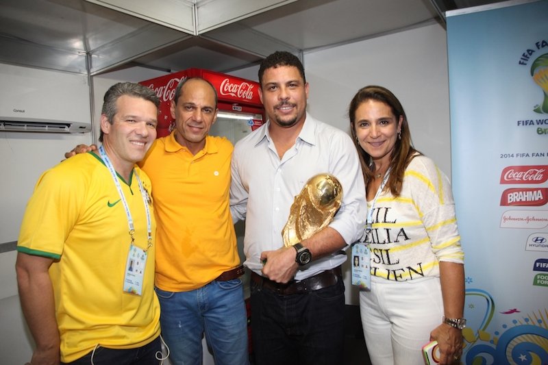 Fortaleza entra no clima da Copa na noite de lançamento do FIFA Fan Fest