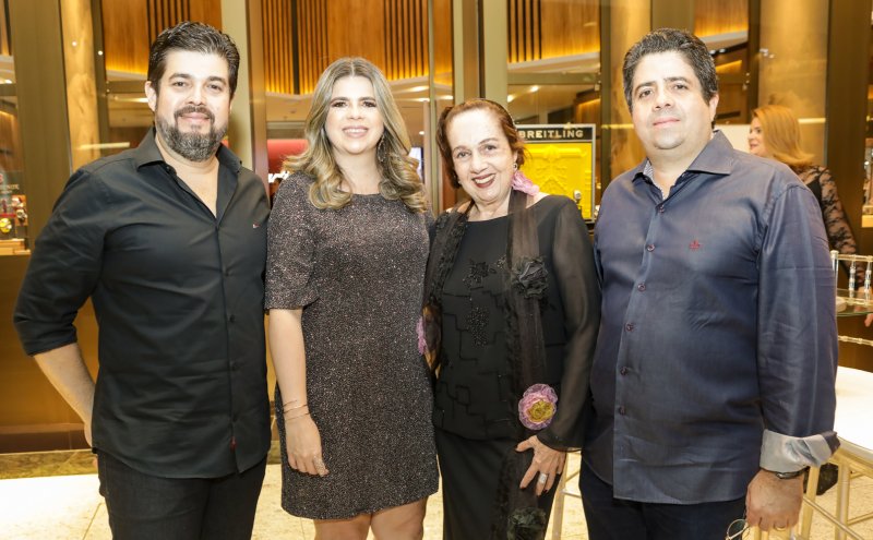 Exclusividade e sofisticação dão a tônica da inauguração  da Tânia Joias no Iguatemi