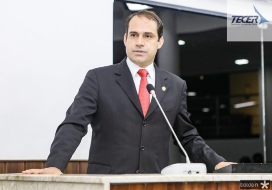 Salmito vence enquete para Prefeitura de Fortaleza