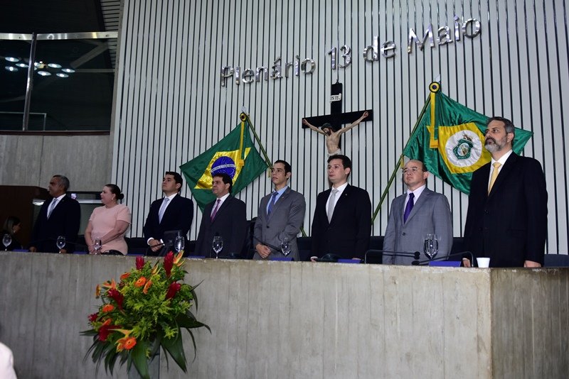 Assembleia Legislativa do Ceará realiza sessão solene em homenagem ao Dia do Advogado