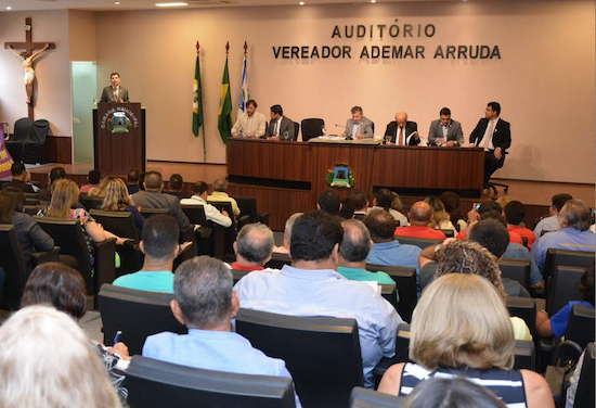 Antônio Henrique preside debate sobre reforma da Previdência