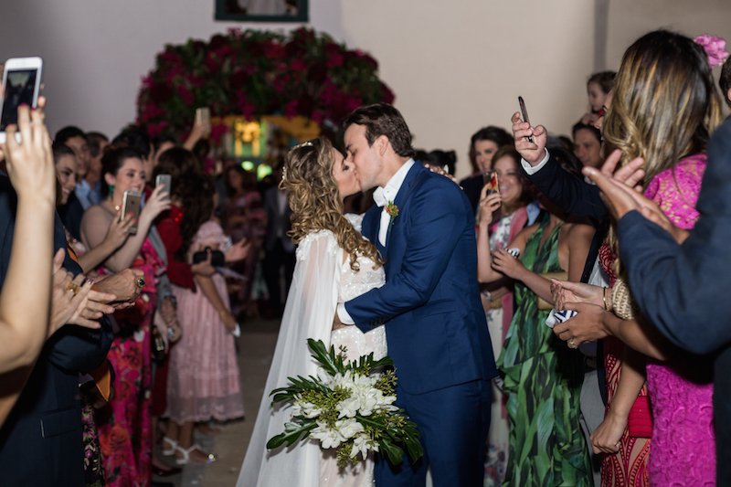 Casamento de Gabriela Carvalho e André Fiúza arrasta a sociedade cearense até Trancoso