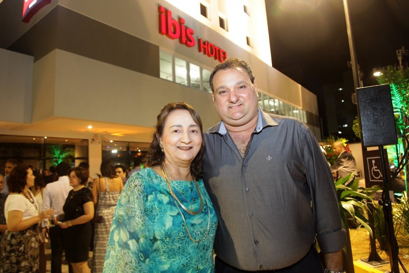 Graça e Patriolino Dias inauguram o Hotel Ibis Fortaleza Centro de Eventos