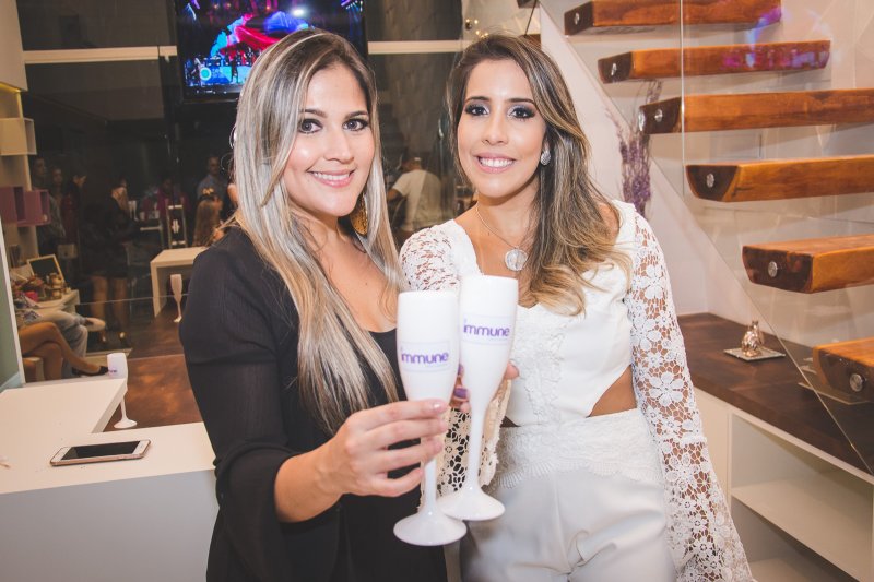 Juliana e Thaís Farias inauguram a Clínica Immune