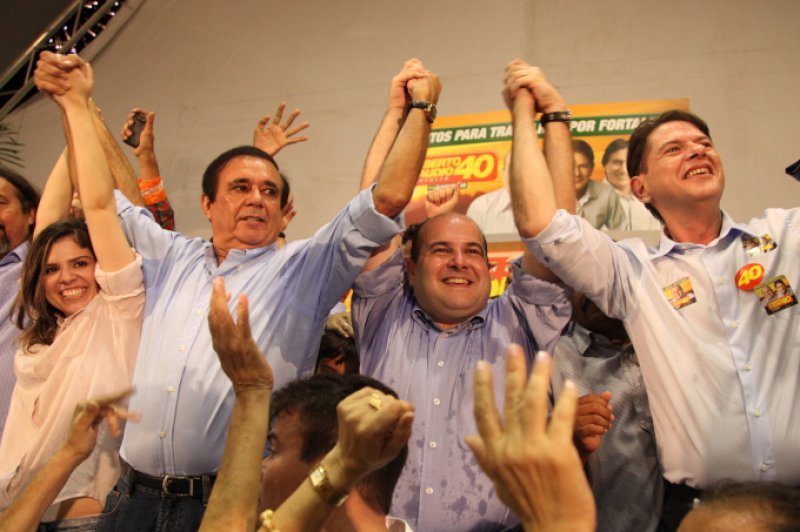 Superprestigiada. Foi assim a inauguração do Comitê central da campanha de Roberto Claudio