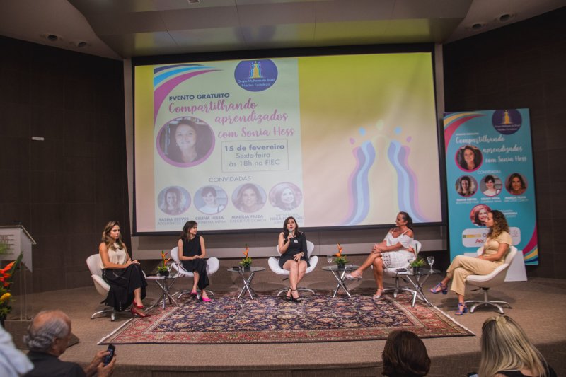 Grupo Mulheres Brasil reúne um time de peso em seu primeiro evento do ano