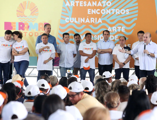 Roberto Cláudio apresenta projeto de requalificação da Avenida Beira Mar