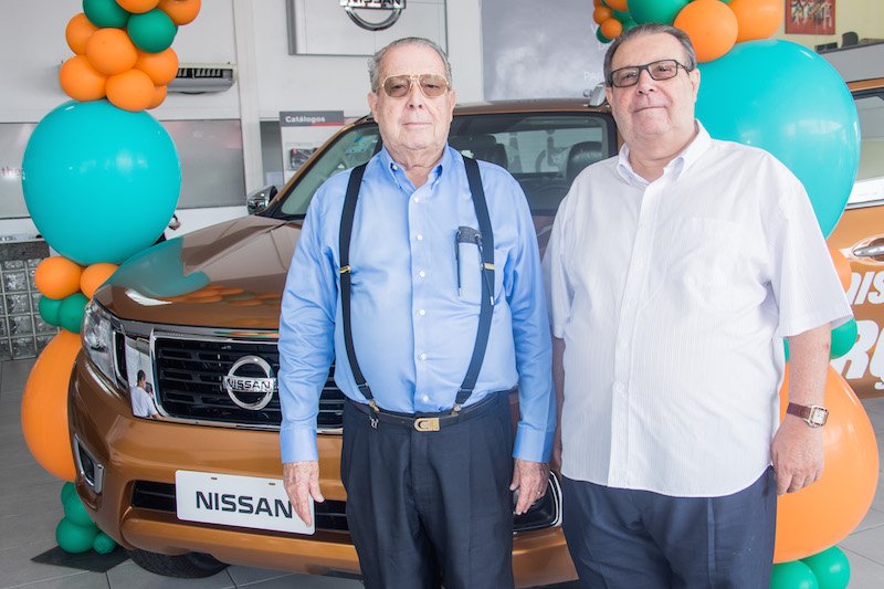 Nissan Jangada pilota brunch para apresentar a nova Frontier