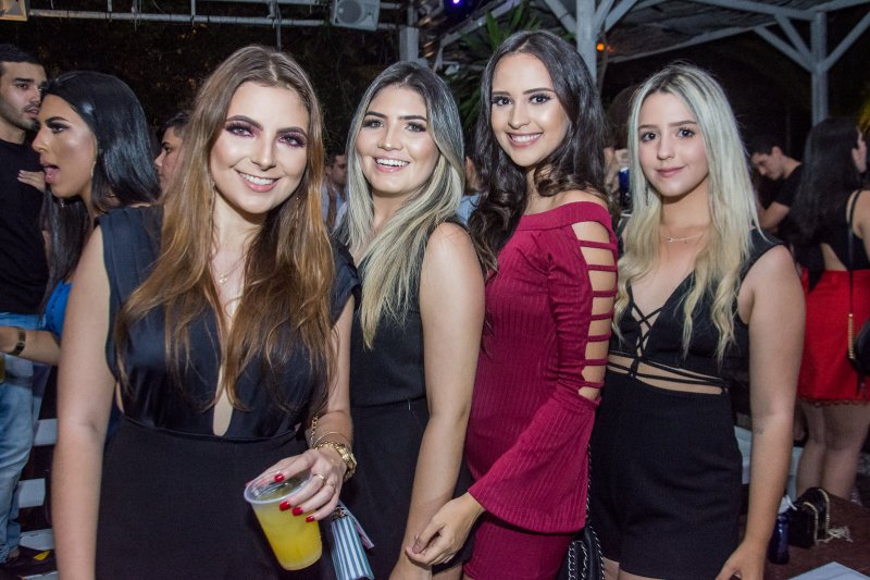 Chame feminino domina a festa "Vamo Nessa" no Colosso