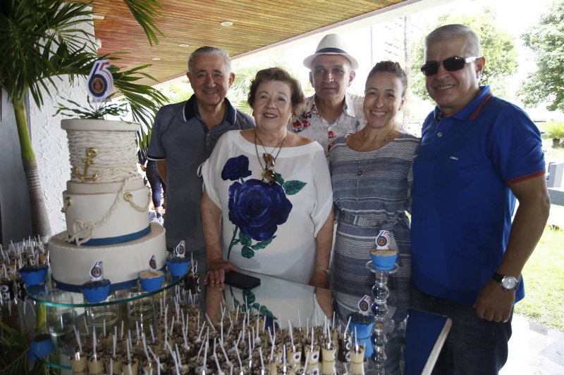 Iate Clube completa 65 anos e celebra a data com sunset animado