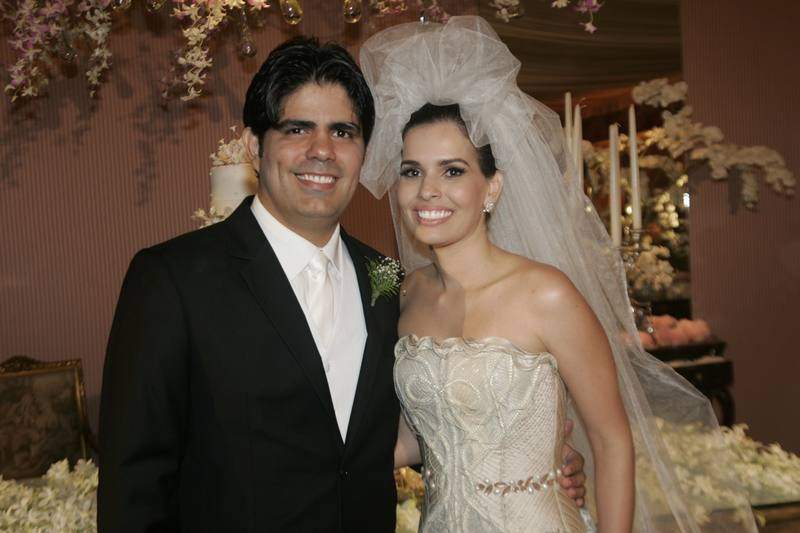 O casamento de Kauc Aguiar e Gabriela Cordeiro encheu de charme a Capela do Pequeno Grande