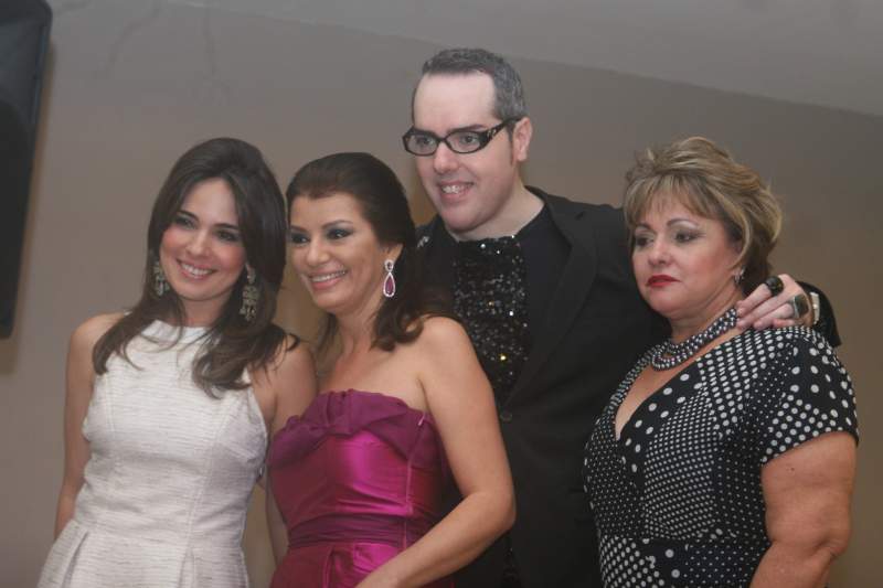 Colecao El Deseo mistura roupas do estilista Alysson Aragao com joias da designer Suzane Farias, no Barbra`s Eden