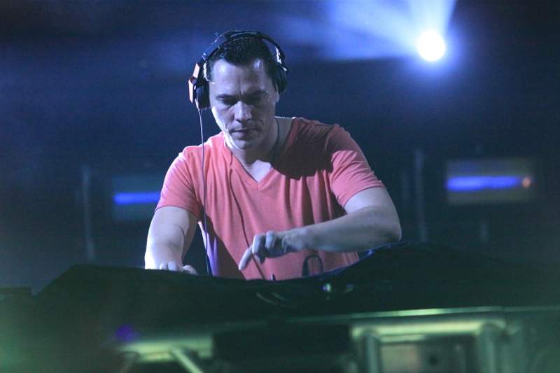 O Camarote Balada In arrastou a nata da nova geração até o Siará Hall para assistir ao show do Top DJ Tiesto