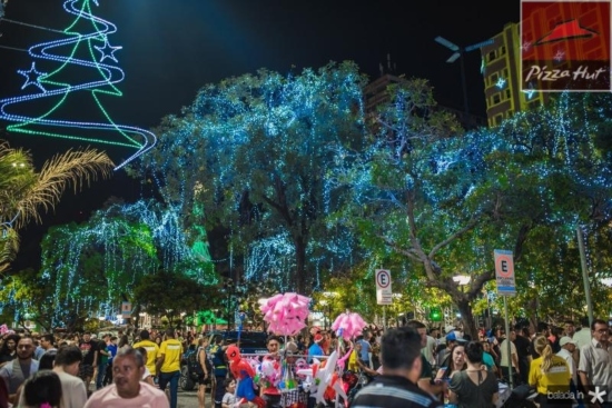 Lojas do Centro abrem em horário especial até o Natal