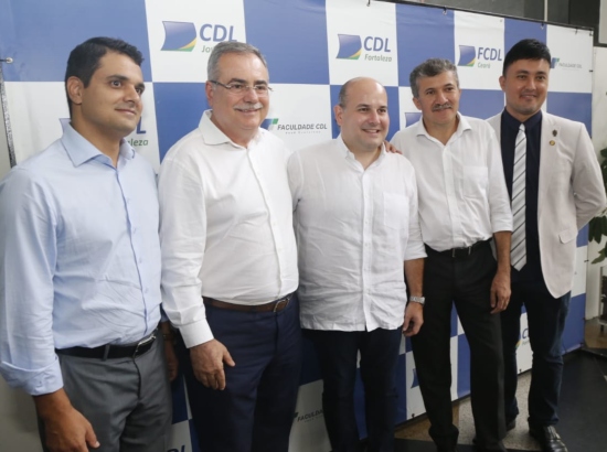 Roberto apresenta projetos do Novo Centro na CDL