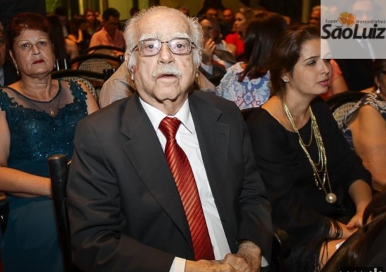 CDL de Fortaleza homenageia Cid Carvalho