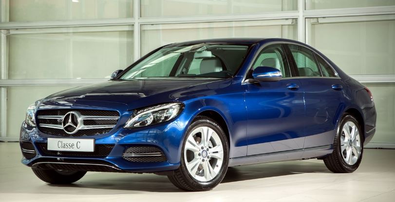 Novo CLA 180, da Mercedes-Benz, aporta na Newsedan e será apresentado amanhã