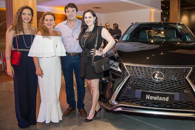 Novo Lexus RX 350 chega causando ao Lounge Newland Iguatemi