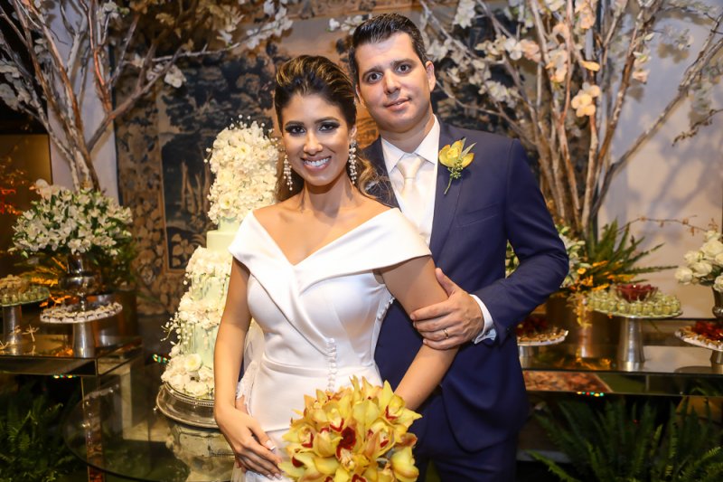 Chic e intimista. Foi assim o casamento de Larissa Ximenes e Newton Basto Filho