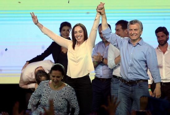 Cristina Kirchner vai para o Senado, mas Macri ganha poder no Legislativo