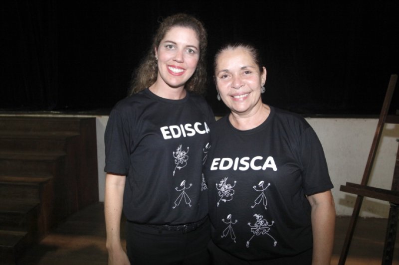 Edisca estreia novo espetáculo ''Só''