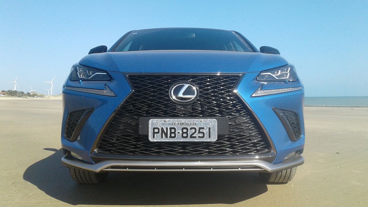 Lexus NX 300: dirigindo um best-seller