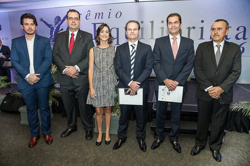 Ibef-CE homenageia empresários com prêmio 'O Equilibrista', no Gran Marquise Hotel