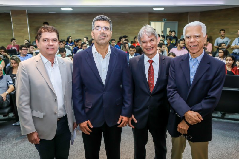 Reforma Tributária é tema explorado em palestra na Unifor