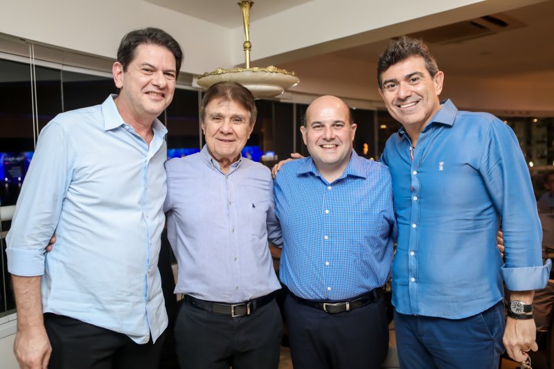 Jorge Parente celebra a nova idade em festa armada por Alexandre Pereira