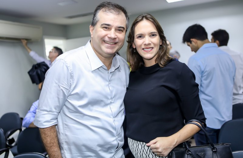 Ricardo Bezerra apresenta os resultados do mês de abril em mais um Flash Imobiliário